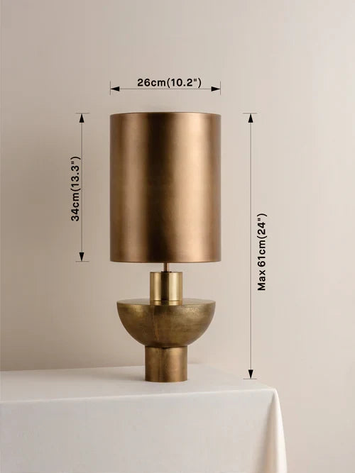 Editions Messinglampe mit + gealtertem Messington