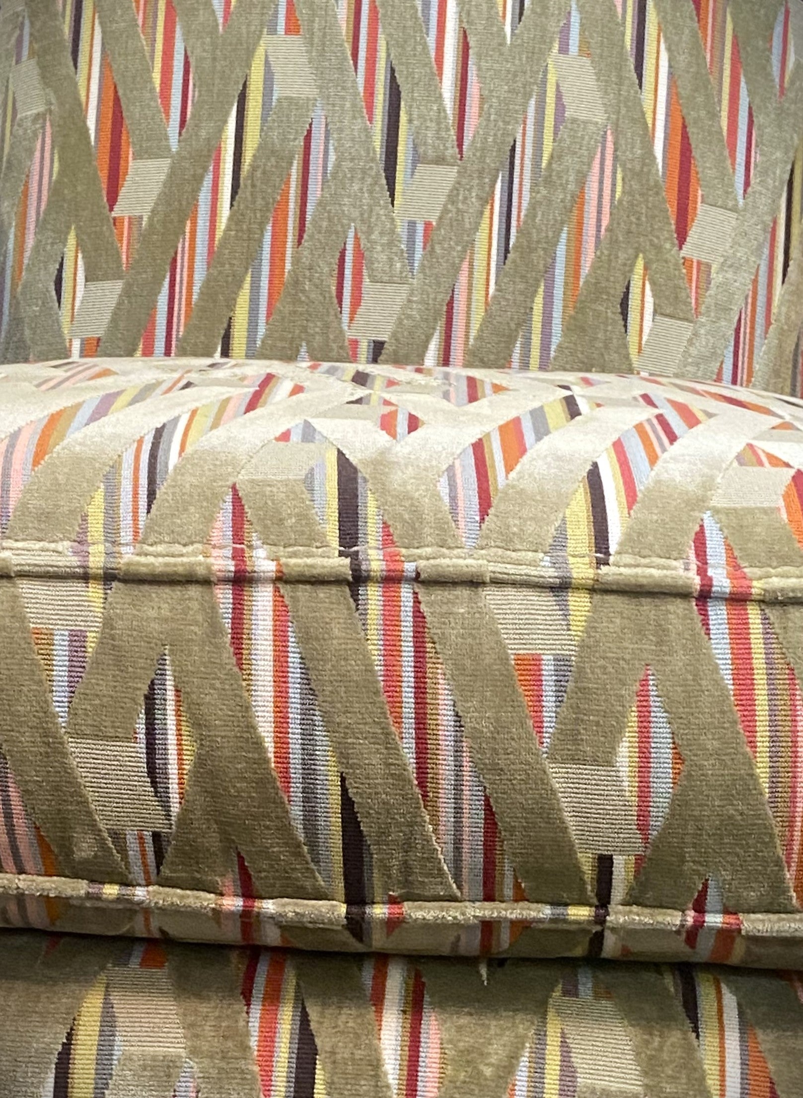 Accent Chair Bon Bon Uppolstered