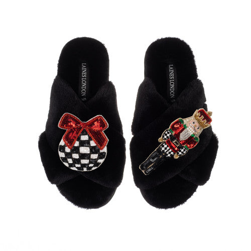 Nussknacker und Bauble Slippers