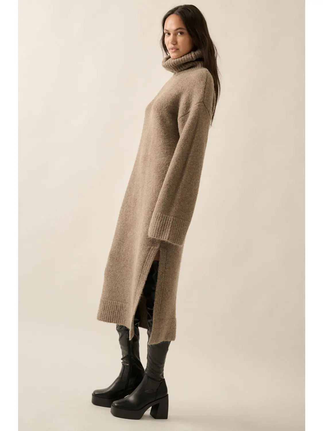 Midi-Pulloverkleid mit Rundhalsausschnitt