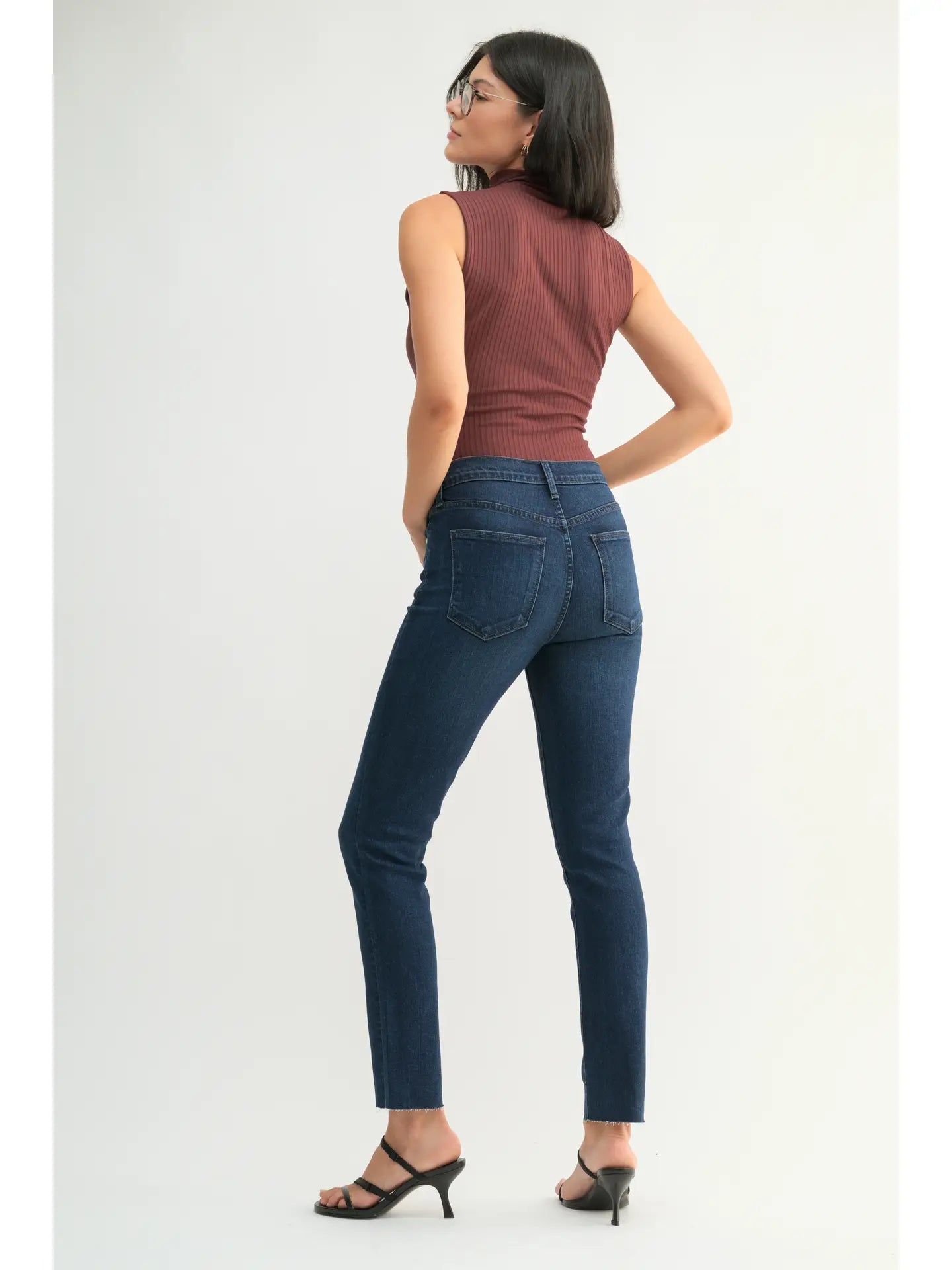 Der Soft Slim Straight